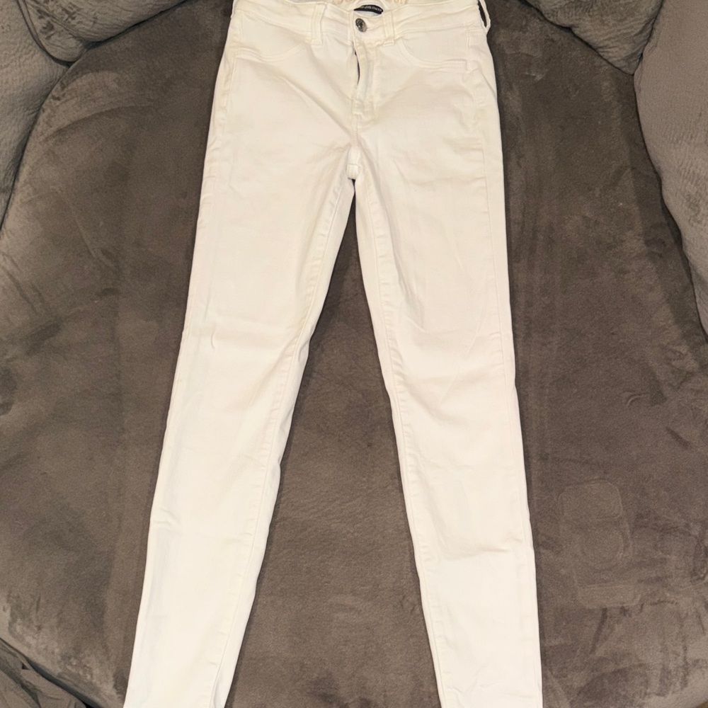 AE White Jeans